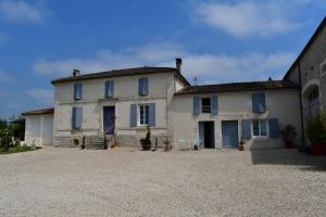 Galeriebild der Unterkunft L'En Haut des Vignes in Mérignac