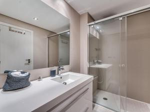 Fotografia z galérie ubytovania Lujoso apartamento con piscina comunitaria en la Costa del Sol v Marbelli