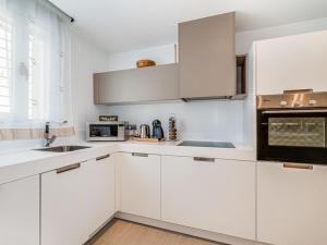 Fotografia z galérie ubytovania Lujoso apartamento con piscina comunitaria en la Costa del Sol v Marbelli