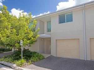 Gallery image of Oaks Pacific Blue 516 private pool aircon WI-FI in Salamander Bay