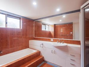Ένα μπάνιο στο The Clippers 3 fabulous waterfront unit +6 φωτογραφίες