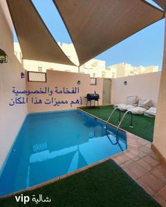 The swimming pool at or close to Majestic_vip