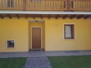 Foto dalla galleria di Casa Vacanze La Palanca a Revine Lago