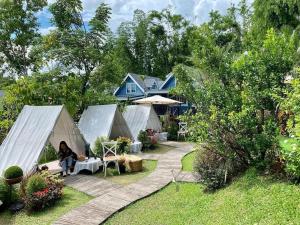 Zahrada ubytování Baan JaoKorKluay บ้านเจ้ากอกล้วย + 37 fotografií