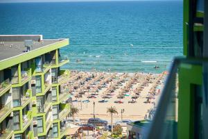 Γενική θέα στη θάλασσα ή θέα στη θάλασσα από  αυτό το διαμέρισμα