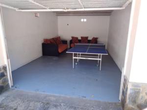 Stolní tenis v ubytování Villa Ingrid Costa Brava nebo okolí