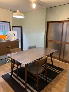 Una cocina o kitchenette en hanare