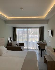 Gallery image of Pals Studios Pefkos in Pefki Rhodes