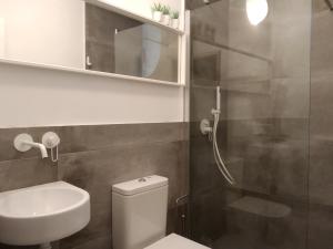Kylpyhuone majoituspaikassa APT Slow City Hostel