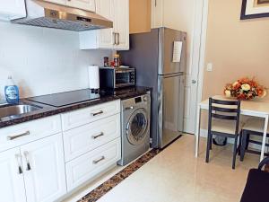 Separate 2 room suite with kitchen in seaside house