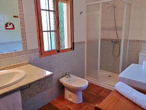 Kúpeľňa v ubytovaní Casa Laguna del Maiz cazorla + 35 fotografií