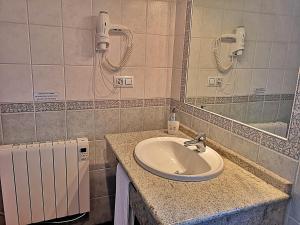 Kúpeľňa v ubytovaní Casa Laguna del Maiz cazorla