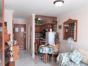 Afbeelding uit fotogalerij van Summerland LC Holiday Home in Los Cristianos