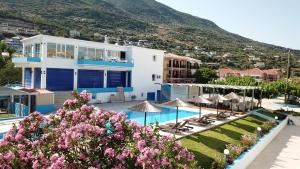 Galeriebild der Unterkunft Surf Hotel in Vasiliki