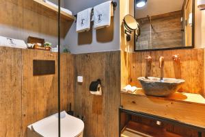Vannituba majutusasutuses Boutique Hotel Tate By Aycon
