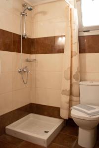 Koupelna v ubytování De La Plage Hotel Koroni + 37 fotografií