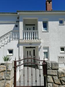 Balkón nebo terasa v ubytování Seaview Villa Anita with Two Apartments and private Pool