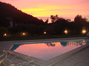 The swimming pool at or close to B&B Pieve Degli Artisti
