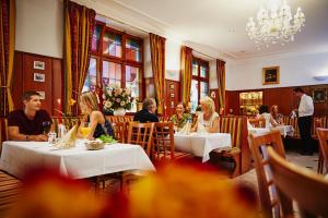 Hosté ubytování Hotel Linde