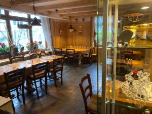 Restaurace v ubytování Gasthaus Edelweiss