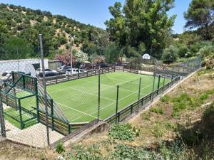 Tenis a/nebo squash v ubytování Vivienda Majaceite nebo okolí + 19 fotografií
