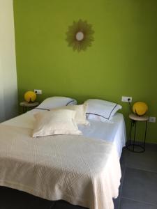 Postel nebo postele na pokoji v ubytování Casa Sol y Luz - casa rural
