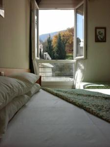 Katil atau katil-katil dalam bilik di Hotel Calvaire