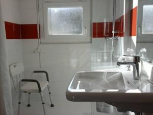 Kuchyň nebo kuchyňský kout v ubytování Hotel Calvaire