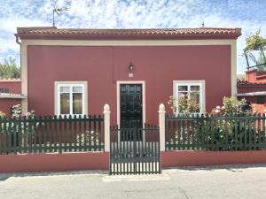 The building in which the holiday home is located