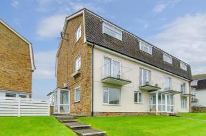 Gallery image of Seaview - Cheviot Court in Broadstairs