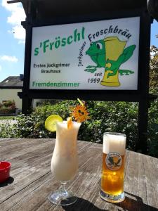 Nápoje v ubytování Brauhaus Fröschl