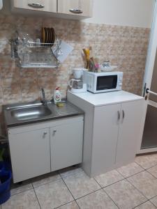 Gallery image of apartament 2 camere semidecomandat "LA GICU" in Sulina