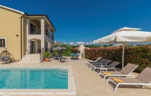 Πισίνα στο ή κοντά στο Villa Vanesa with Private Pool nearby Porec