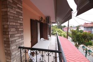 Balkón nebo terasa v ubytování Giotis apartments