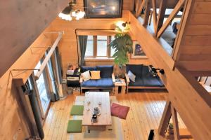 TV a/nebo společenská místnost v ubytování Carrefour Guesthouse カルフール ゲストハウス