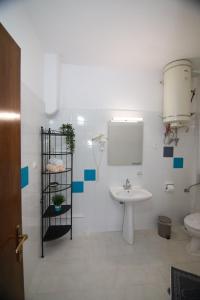 Koupelna v ubytování Giotis apartments