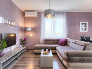 Et opholdsområde på Holiday Home Neja by Interhome