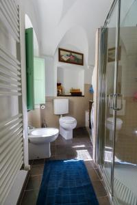 Kúpeľňa v ubytovaní Arvé Castelbianco - B&B e Appartamento