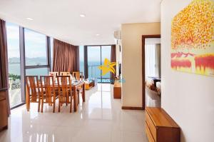 Photo de la galerie de l'établissement Holi Beach Hotel & Apartments, à Nha Trang
