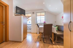 TV a/nebo společenská místnost v ubytování Annas - Appartements