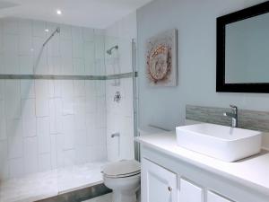 Kúpeľňa v ubytovaní Ocean Crest Villas