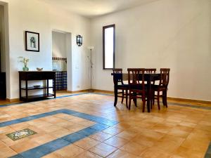 A seating area at Villa Chiara