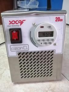 maszyna z zegarem z przodu w obiekcie Mary&Bi w mieście Scalea