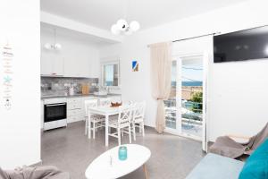 Kuchyňa alebo kuchynka v ubytovaní Marion Apartments
