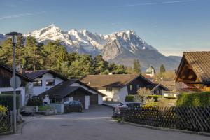 Afbeelding uit fotogalerij van Ferienhaus Alpenjuwel in Garmisch-Partenkirchen