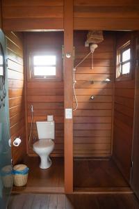 Vonios kambarys apgyvendinimo įstaigoje Pousada Villa del Lótus