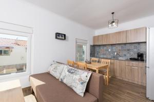Kuchyňa alebo kuchynka v ubytovaní Marion Apartments