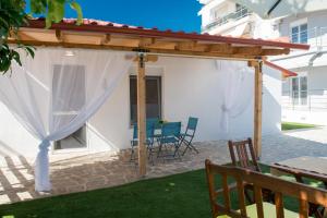 Patio alebo iná vonkajšia časť ubytovania Marion Apartments