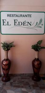 Certifikát, hodnocení, plakát nebo jiný dokument vystavený v ubytování El Jardín Del Edén