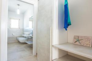 Ένα μπάνιο στο HYPNOTIC GUESTHOUSE +40 φωτογραφίες